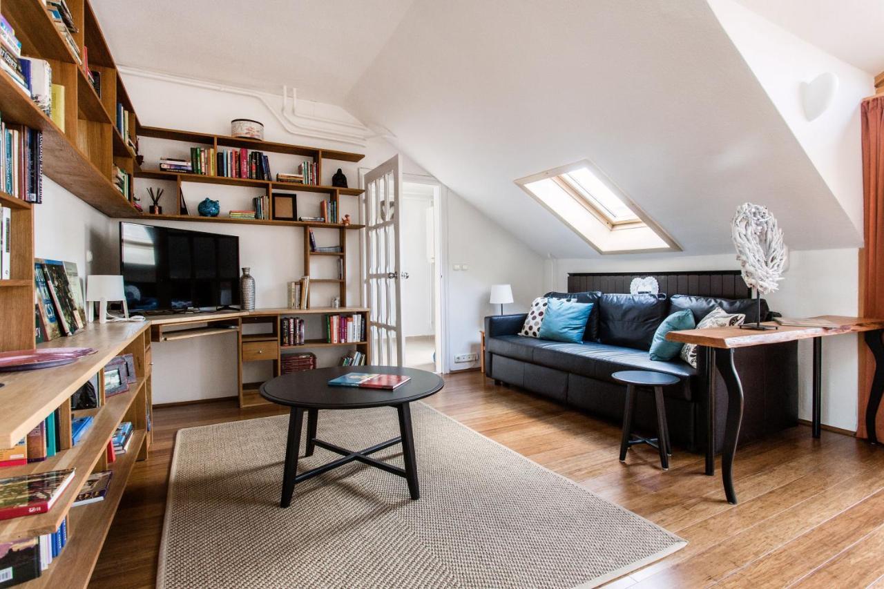 Lejlighed Cecile's Central, Gastro Str, Wifi, 2 Bed And 2 Bathrooms
